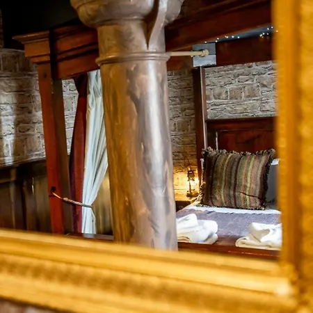 The Enchantment Chamber Йорк