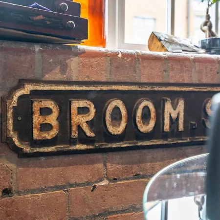 The Enchantment Chamber Апартаменты *